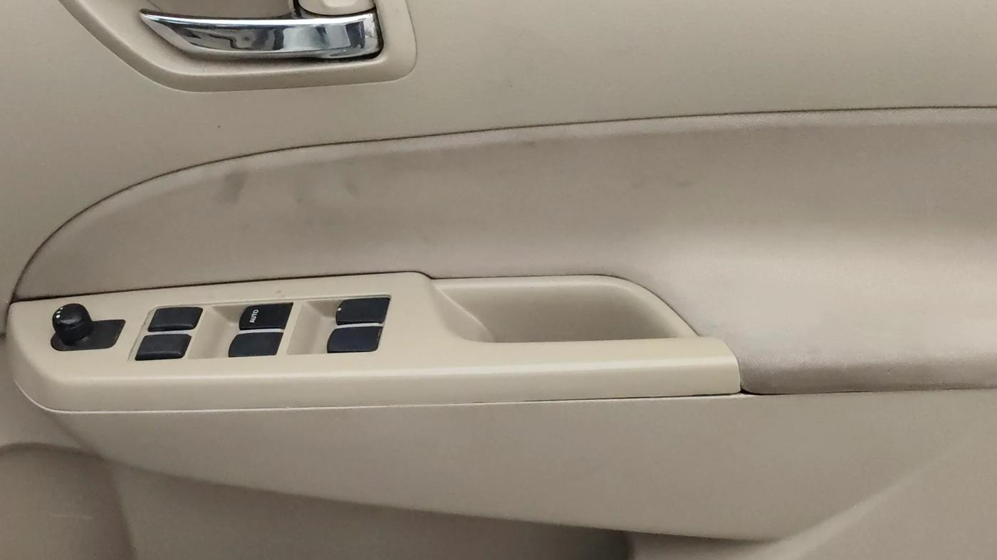 2013 Maruti Swift Dzire VXI AT, Petrol, Automatic, 52,294 km, Driver Side Door Panels Control