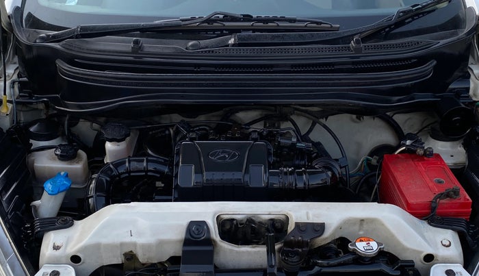 2015 Hyundai Eon ERA +, Petrol, Manual, 89,010 km, Engine View