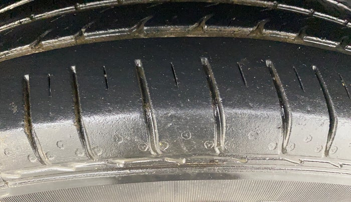 2018 Hyundai Creta E PLUS 1.6 PETROL, Petrol, Manual, 58,855 km, Left Rear Tyre Tread