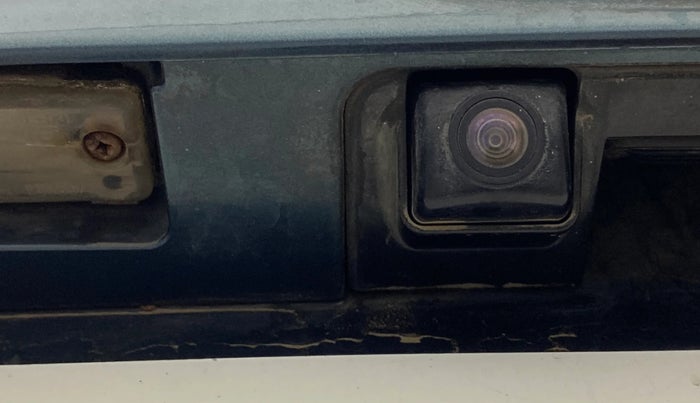 2019 Mahindra XUV300 W8 (O) 1.5 DIESEL, Diesel, Manual, 87,592 km, Parking Camera