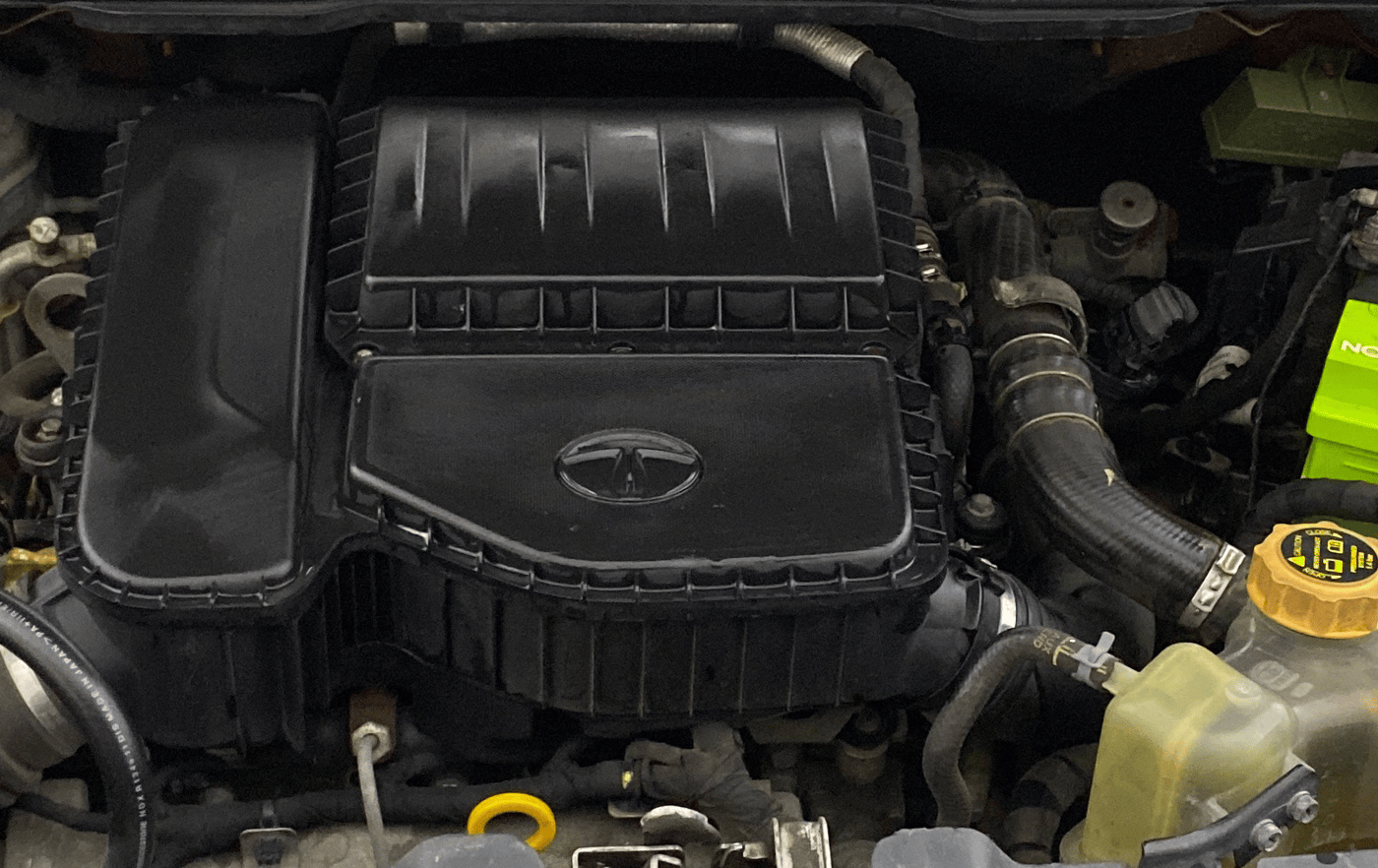 2018 Tata NEXON XZA PLUS DIESEL, Diesel, Automatic, 1,06,214 km, Engine View