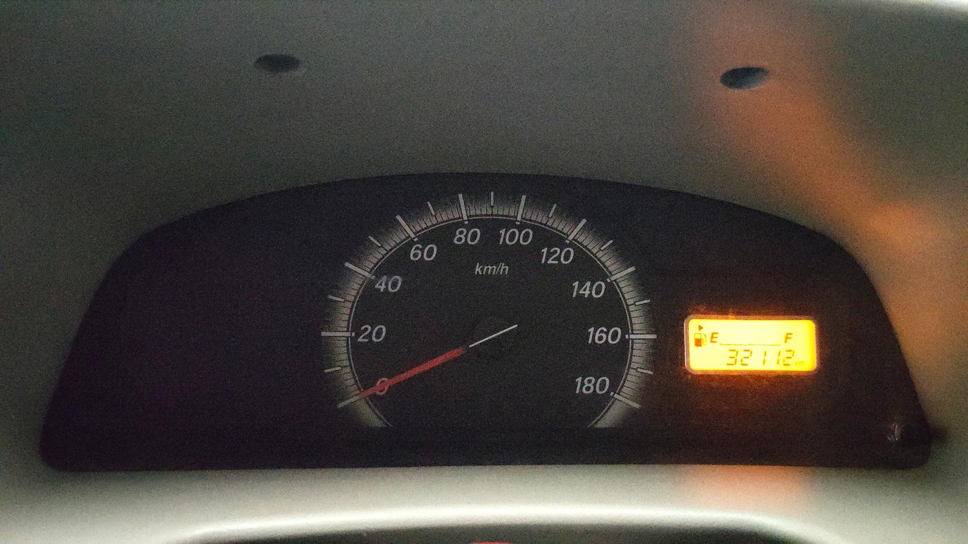 2017 Maruti Eeco 7 STR, Petrol, Manual, 32,097 km, Odometer Image