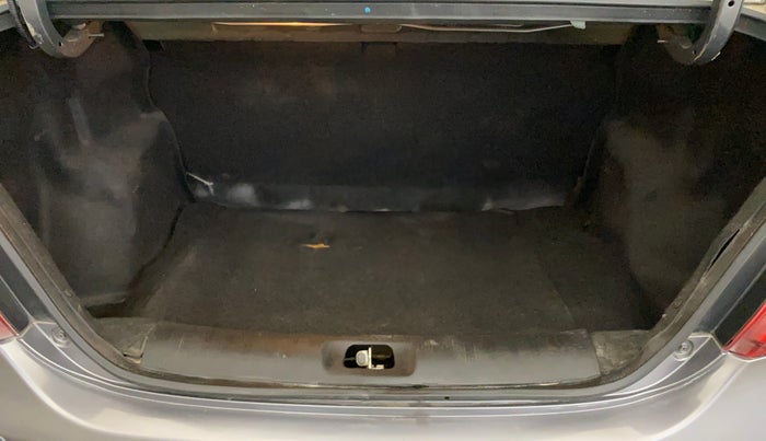 2013 Maruti Swift Dzire VXI, Petrol, Manual, 43,241 km, Boot Inside