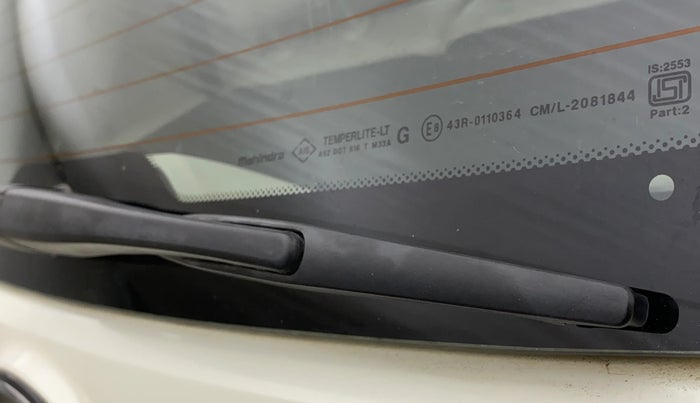 2022 Mahindra XUV300 W8 (O) 1.5 DIESEL, Diesel, Manual, 53,875 km, Rear Wiper