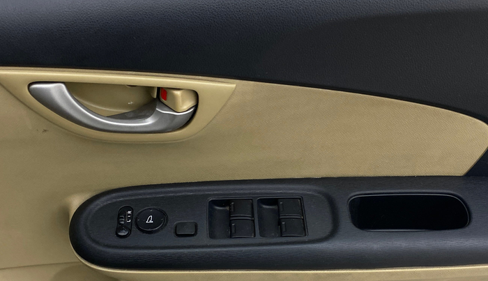 2015 Honda Amaze 1.2L I-VTEC VX, Petrol, Manual, 49,652 km, Driver Side Door Panels Control