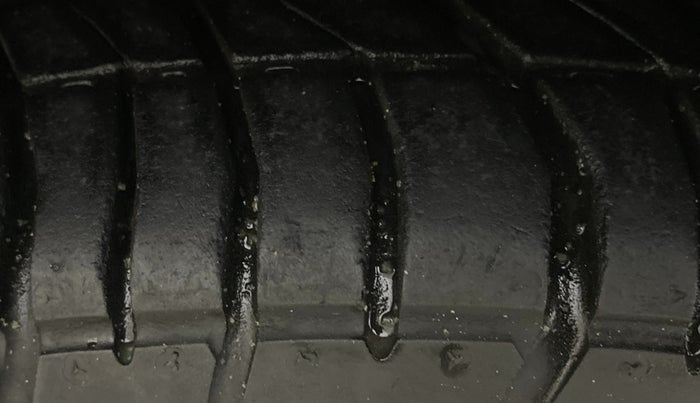 2015 Honda Amaze 1.2L I-VTEC VX, Petrol, Manual, 49,652 km, Left Front Tyre Tread