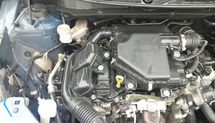 2024 Maruti Swift VXi AMT, Petrol, Automatic, 5,478 km, Engine View - Right