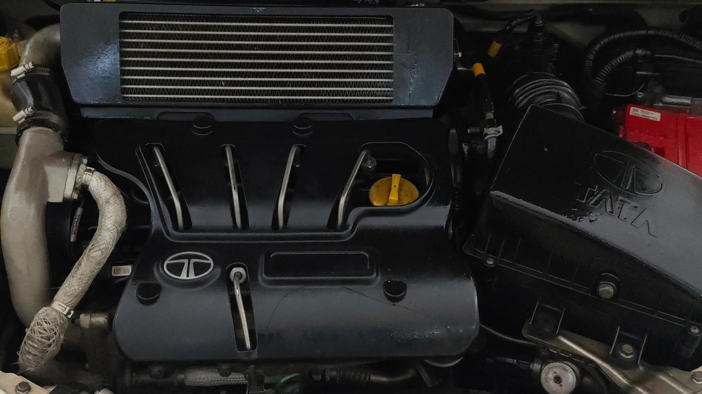 2013 Tata Indigo ECS LX CR4, Diesel, Manual, 42,804 km, Engine View