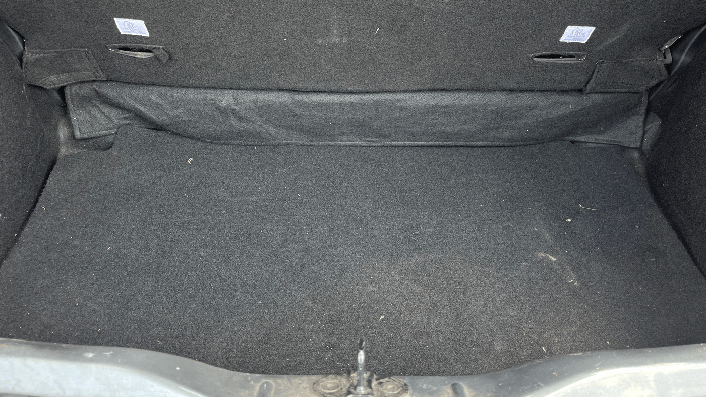 2022 Tata PUNCH ADVENTURE MT, Petrol, Manual, 17,385 km, Boot Inside