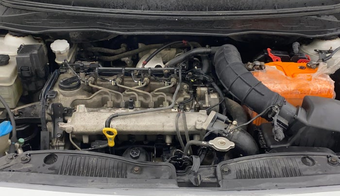 2013 Hyundai i20 SPORTZ 1.4 CRDI, Diesel, Manual, 1,05,964 km, Engine View