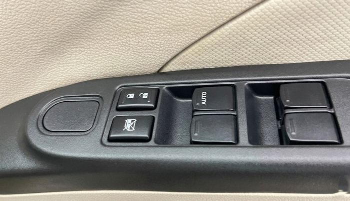 2018 Maruti Celerio VXI AMT, Petrol, Automatic, 39,910 km, Driver Side Door Panels Control