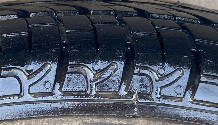 2016 Maruti Wagon R 1.0 VXI, Petrol, Manual, 59,511 km, Right Rear Tyre Tread