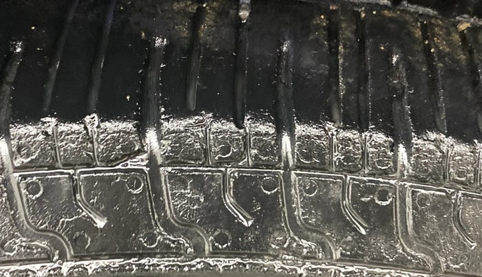 2021 Maruti Swift VXI, Petrol, Manual, 58,006 km, Left Rear Tyre Tread