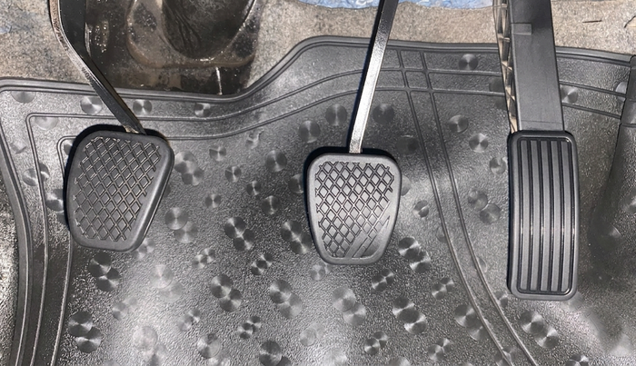 2019 Honda Amaze 1.2L I-VTEC S, Petrol, Manual, 1,04,662 km, Pedals