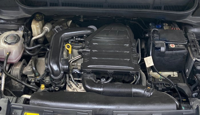 2023 Volkswagen TAIGUN COMFORTLINE 1.0 TSI MT, Petrol, Manual, 12,833 km, Engine View