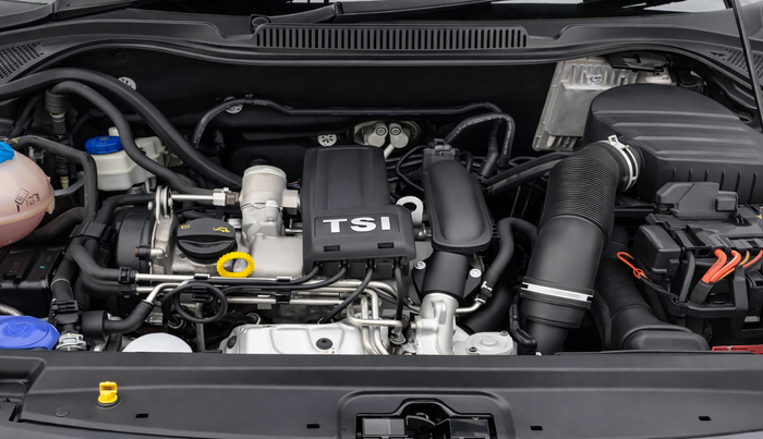 2016 Volkswagen Polo GT TSI AT, Petrol, Automatic, 77,274 km, Engine View