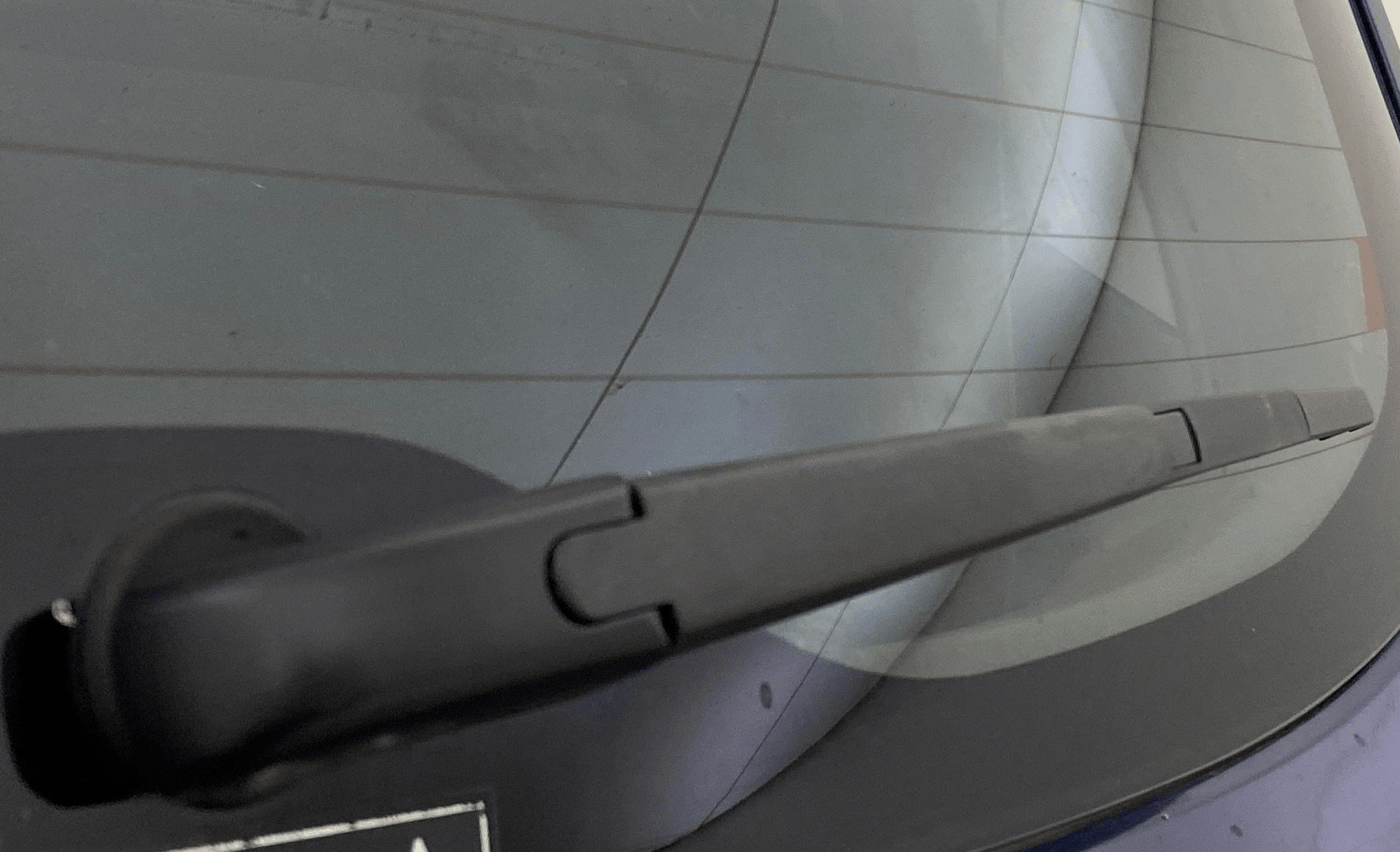 2018 Maruti IGNIS ZETA 1.2 AMT, CNG, Automatic, 1,08,831 km, Rear Wiper
