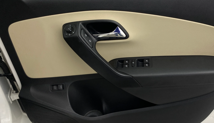 2021 Skoda Rapid STYLE TSI, Petrol, Manual, 49,756 km, Driver Side Door Panels Control