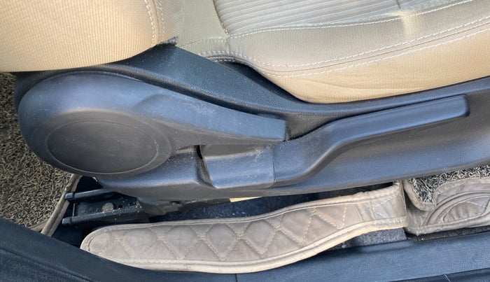 2022 Honda Amaze 1.2L I-VTEC VX CVT, Petrol, Automatic, 38,618 km, Driver Side Adjustment Panel