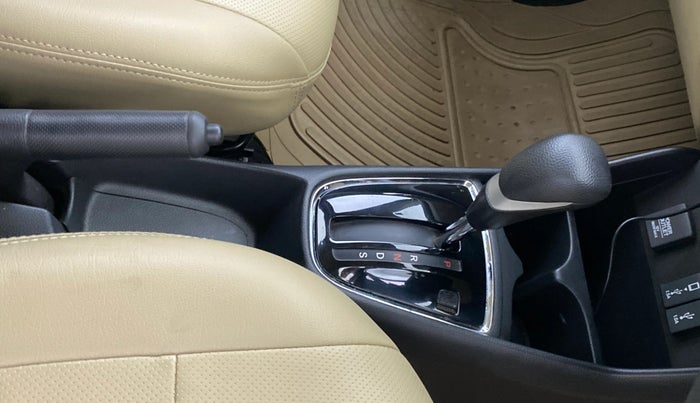 2022 Honda Amaze 1.2L I-VTEC VX CVT, Petrol, Automatic, 41,179 km, Gear Lever