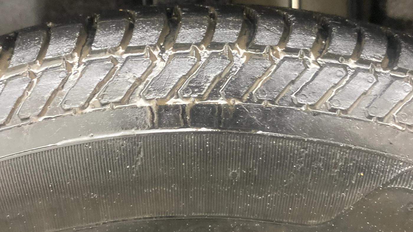 2013 Maruti Swift VDI, Diesel, Manual, 88,028 km, Left Rear Tyre Tread
