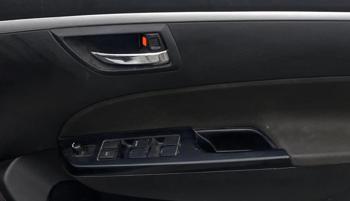 2013 Maruti Swift VDI, Diesel, Manual, 88,028 km, Driver Side Door Panels Control