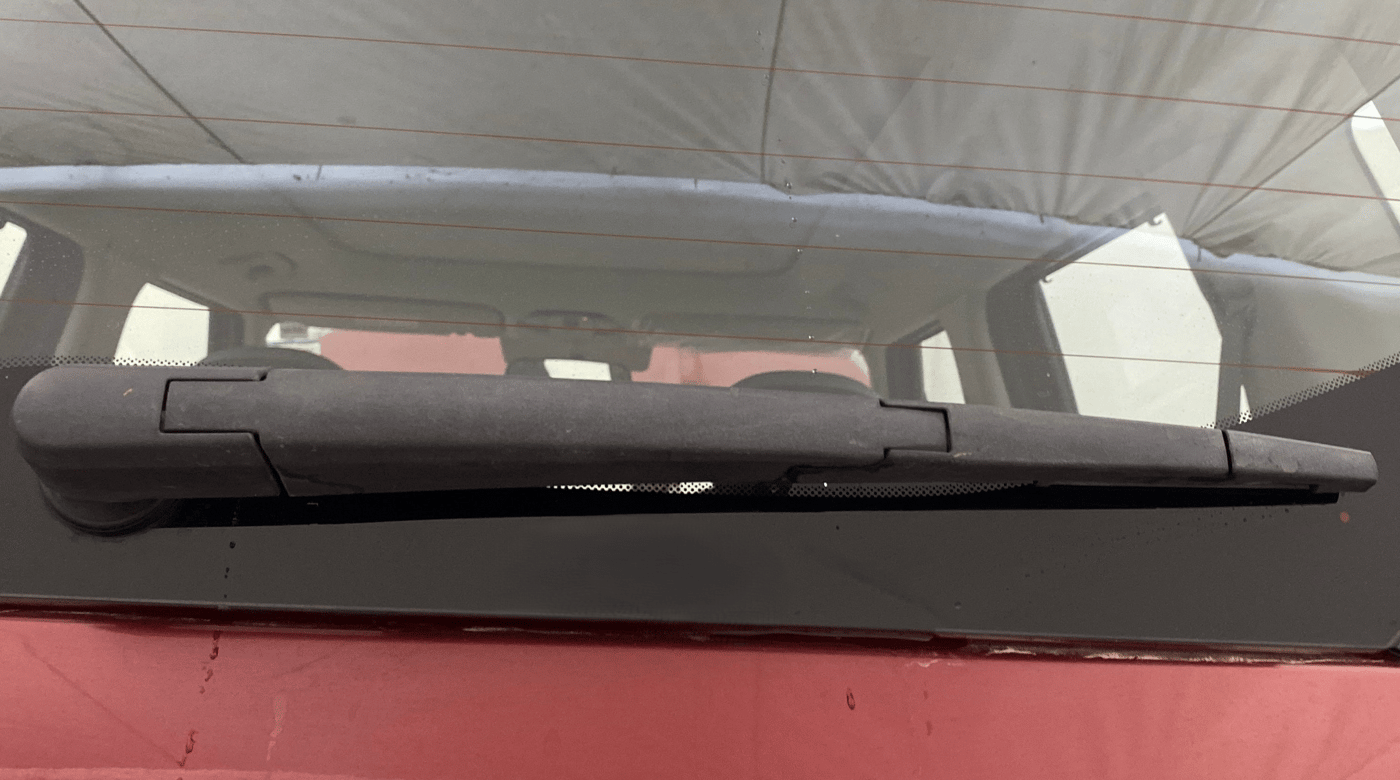 2025 KIA SYROS HTX 1.5 Diesel 6MT, Diesel, Manual, 8,589 km, Rear Wiper