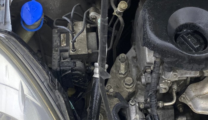 2013 Honda Amaze 1.5L I-DTEC VX, Diesel, Manual, 1,40,616 km, Engine View - Right