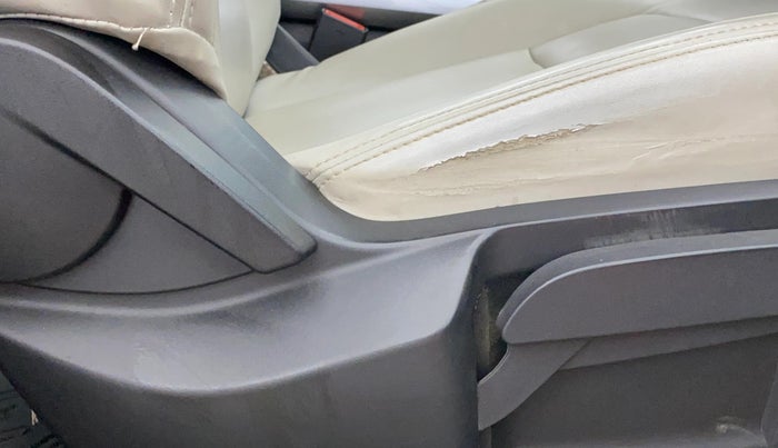 2022 Tata Harrier XTA 2.0L KRYOTEC PLUS, Diesel, Automatic, 73,326 km, Driver Side Adjustment Panel