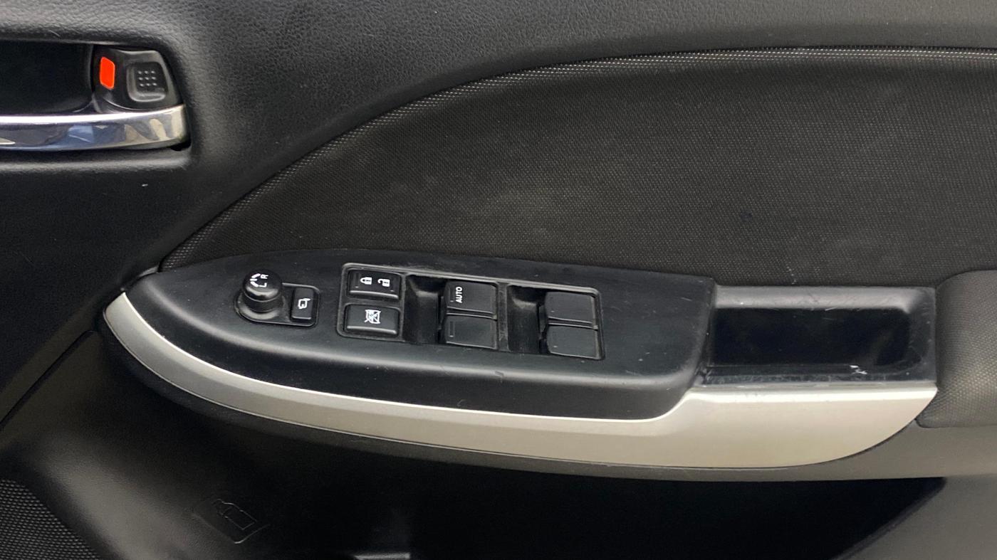 2018 Maruti Baleno ALPHA CVT PETROL 1.2, Petrol, Automatic, 98,913 km, Driver Side Door Panels Control