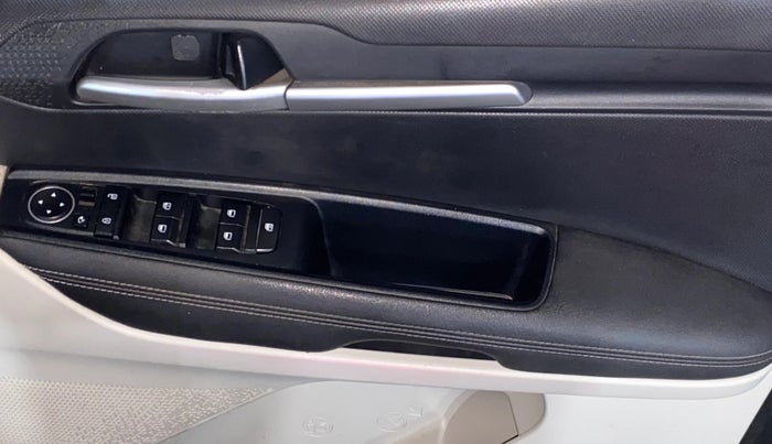 2023 KIA SONET HTX 1.5 AT, Diesel, Automatic, 39,363 km, Driver Side Door Panels Control