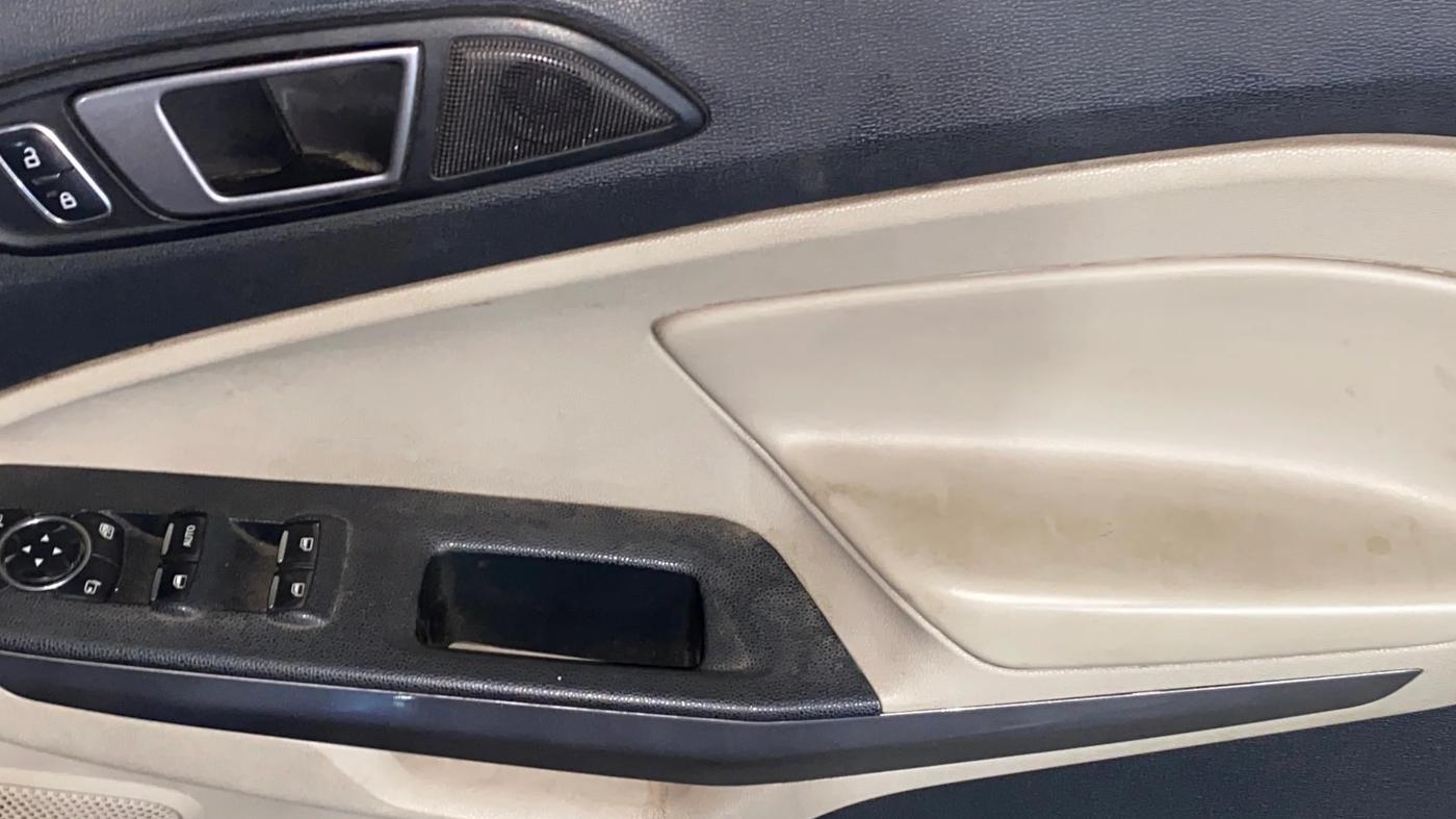 2020 Ford Ecosport TITANIUM 1.5L DIESEL, Diesel, Manual, 43,323 km, Driver Side Door Panels Control