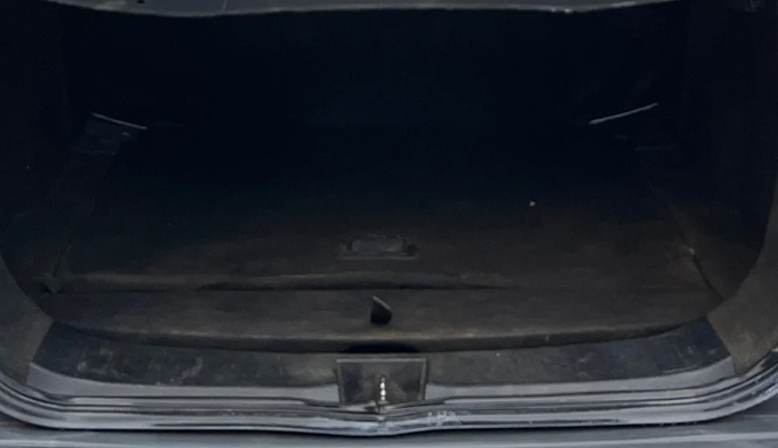 2019 Tata Harrier XT 2.0L KRYOTEC, Diesel, Manual, 64,984 km, Boot Inside