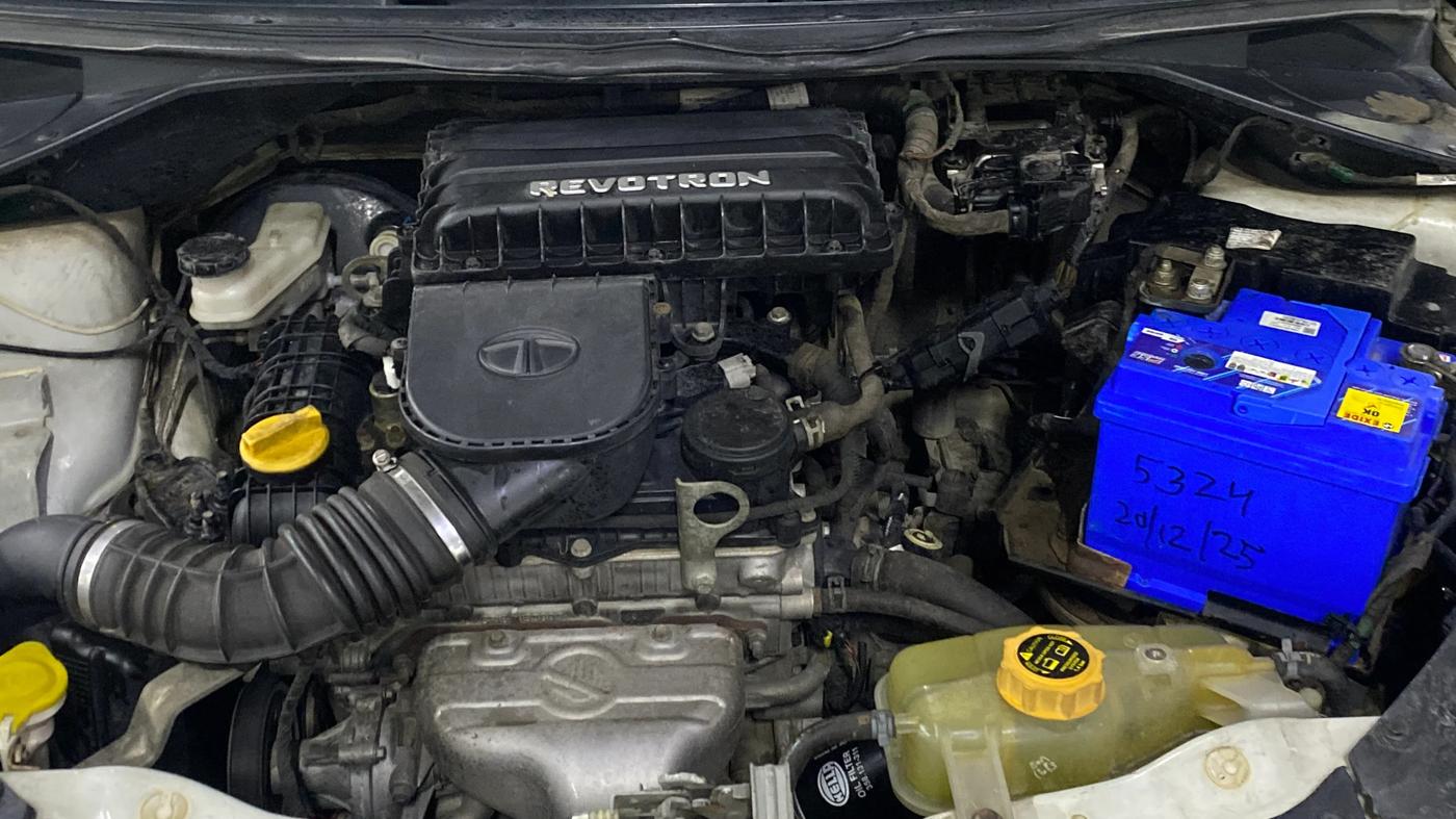 2018 Tata Tiago XM PETROL, Petrol, Manual, 65,078 km, Engine View