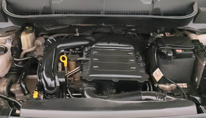 2022 Skoda KUSHAQ STYLE 1.0L TSI AT (6 AIRBAGS), Petrol, Automatic, 47,751 km, Engine View