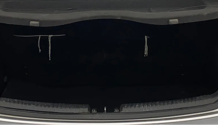 2016 Hyundai Grand i10 SPORTZ 1.2 KAPPA VTVT, Petrol, Manual, 59,720 km, Boot Inside