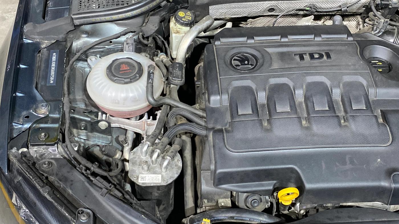2019 Skoda Octavia 2.0 TDI CR STYLE AT, Diesel, Automatic, 47,250 km, Engine View - Right