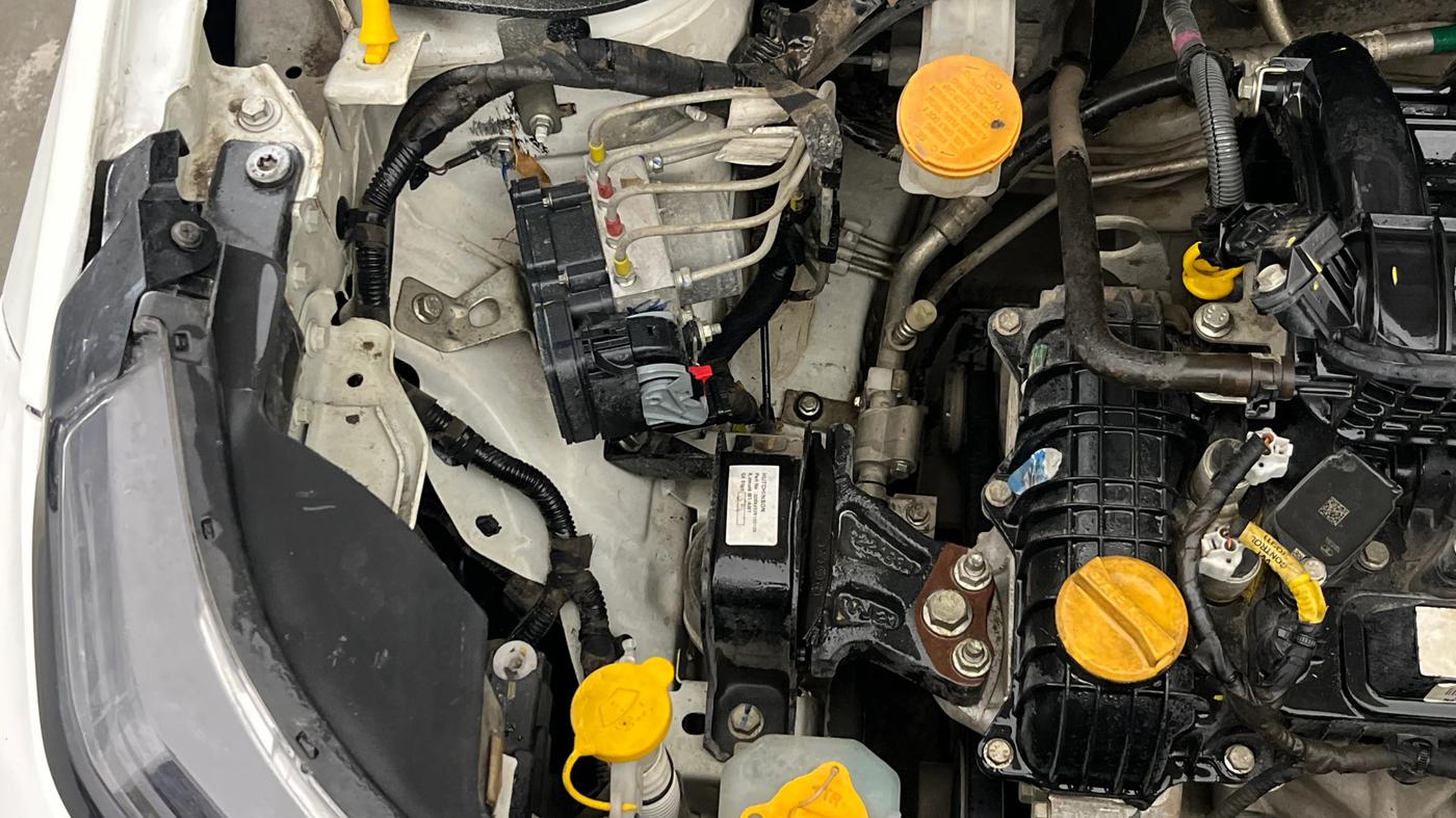 2023 Tata PUNCH PURE MT, Petrol, Manual, 74,792 km, Engine View - Right