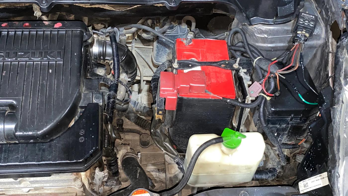 2014 Maruti Ertiga VXI, Petrol, Manual, 85,759 km, Engine View - Left