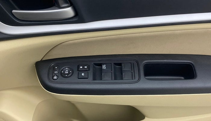 2023 Honda Amaze 1.2L I-VTEC VX, Petrol, Manual, 6,182 km, Driver Side Door Panels Control