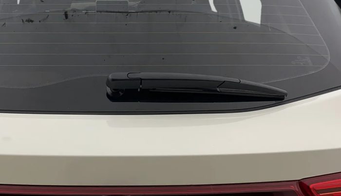 2024 MG HECTOR PLUS SHARP PRO 1.5 TURBO MT 7 STR, Petrol, Manual, 11,010 km, Rear Wiper