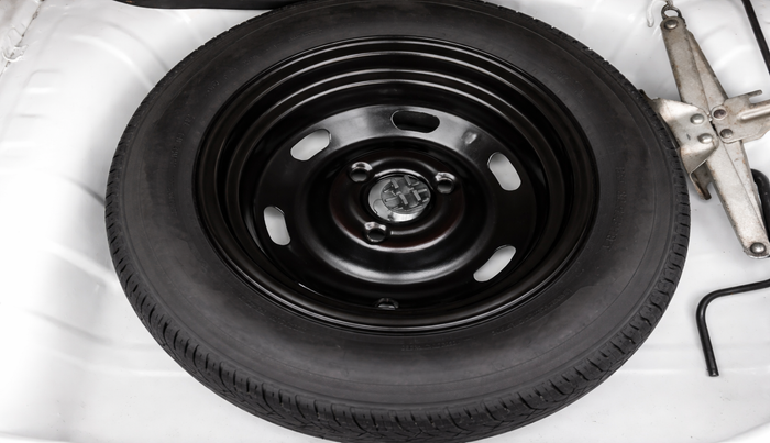 2017 Renault Kwid RXT 02 Anniversary Edition, Petrol, Manual, 90,044 km, Spare Tyre