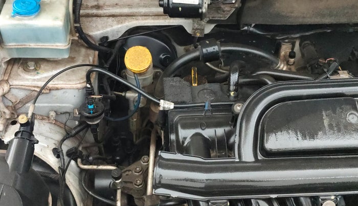 2017 Renault Kwid RXT 02 Anniversary Edition, Petrol, Manual, 90,044 km, Engine View - Right