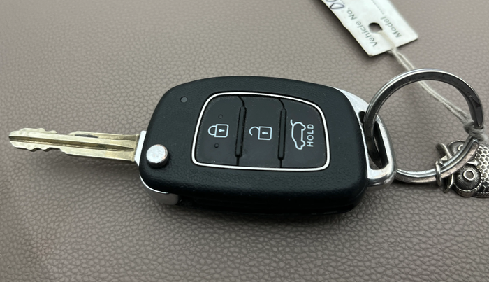 2020 Hyundai Elite i20 MAGNA PLUS 1.2, Petrol, Manual, 44,157 km, Key Close Up