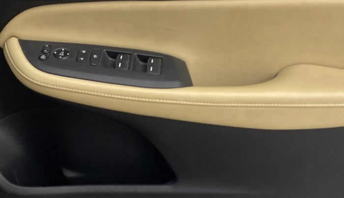 2022 Honda City 1.5L I-VTEC ZX CVT, Petrol, Automatic, 63,323 km, Driver Side Door Panels Control