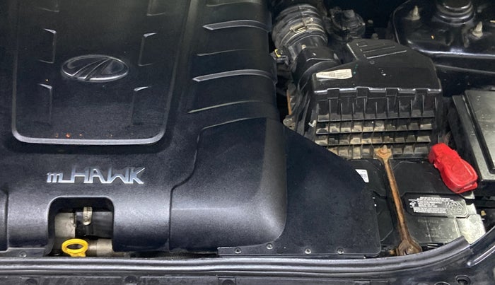 2019 Mahindra XUV500 W7, Diesel, Manual, 1,03,090 km, Engine View - Left