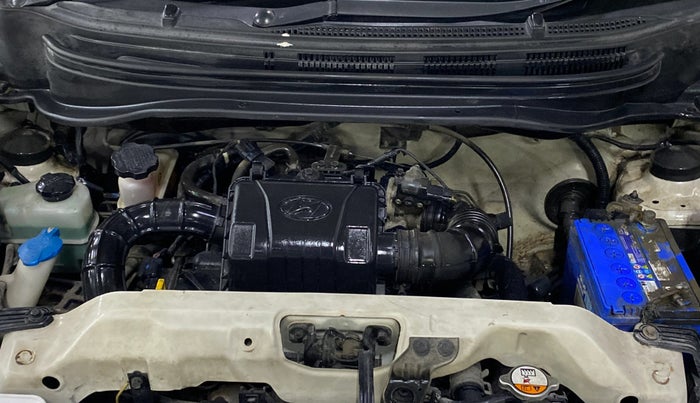 2017 Hyundai Eon ERA +, Petrol, Manual, 32,147 km, Engine View