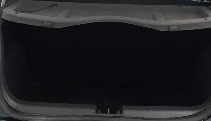 2021 Hyundai GRAND I10 NIOS SPORTZ AMT 1.2 KAPPA VTVT, Petrol, Automatic, 23,394 km, Boot Inside