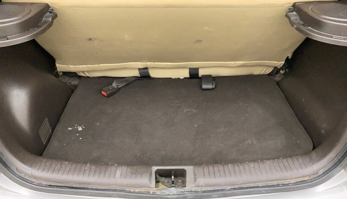 2013 Hyundai Santro Xing GL PLUS, Petrol, Manual, 79,983 km, Boot Inside
