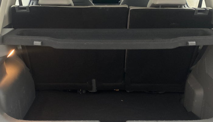 2025 KIA SYROS HTX Plus (O) 1.5 Diesel 6AT, Diesel, Automatic, 10,310 km, Boot Inside